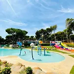Interpals Eco 4* Pals