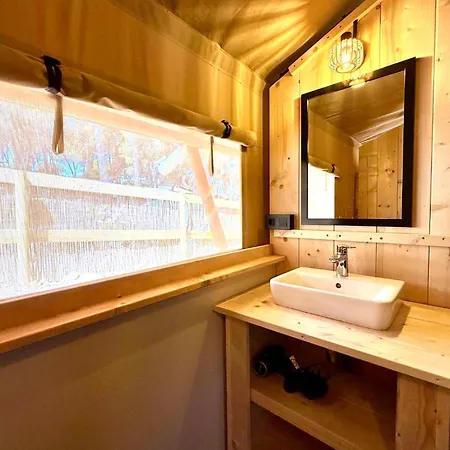Interpals Eco Campsite 4*