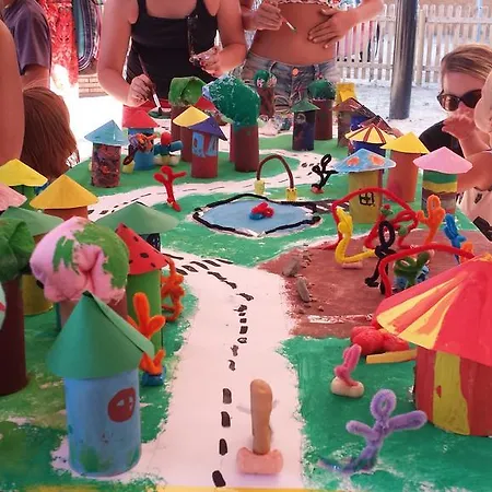 Interpals Eco 4* Pals